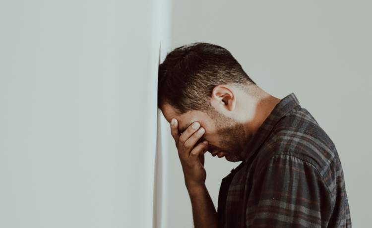 Nie tylko kobiecy problem. Mężczyźni też się z tym zmagają, fot. Shutterstock