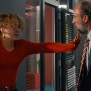 "BrzydUla 2", odcinek 32. Jednak romans! Miłosne uniesienia w firmie [STRESZCZENIE ODCINKA]          