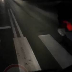 Kobieta potrącona na przejściu dla pieszych. Nagranie mrozi krew w żyłach 