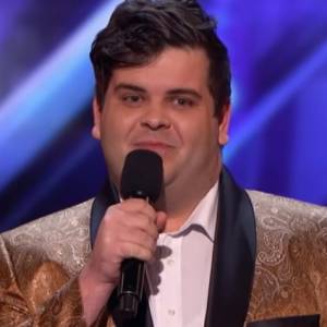 Niecodzienna sytuacja w amerykańskim "Mam Talent". Uczestnik sam wcisnął złoty przycisk! [WIDEO]                                                       