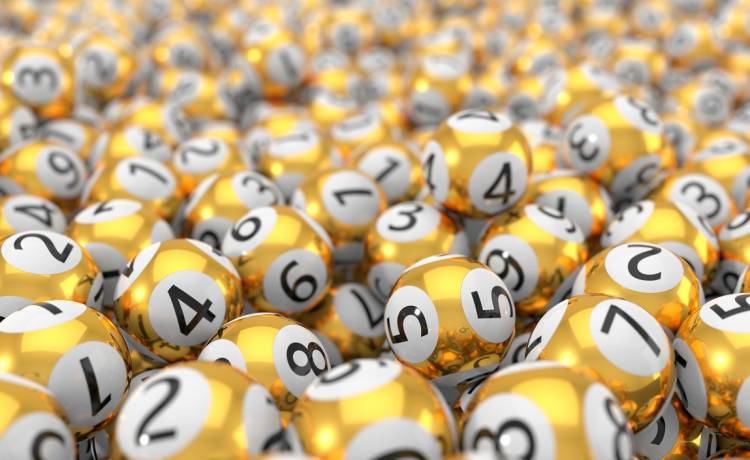 Para zdobyła w Lotto główne nagrody. W jednym losowaniu wygrały dwa skreślone przez nich kupony. Zgarnęli prawie 9 milionów złotych