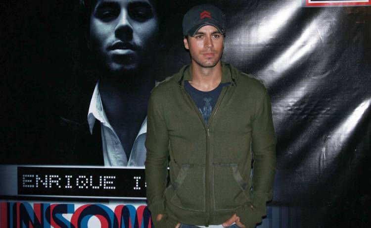 Enrique Iglesias w roli ojca: Piosenkarz wrzucił do sieci urocze zdjęcie z córką!