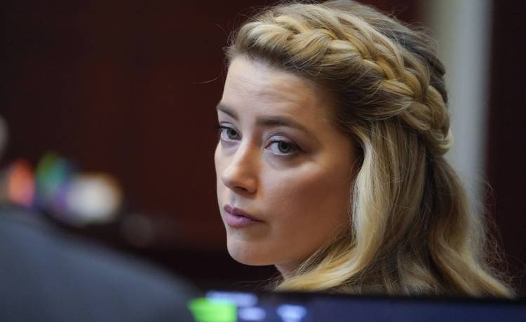 Amber Heard ma najpiękniejszą twarz na świecie?! "Proporcja idealna"