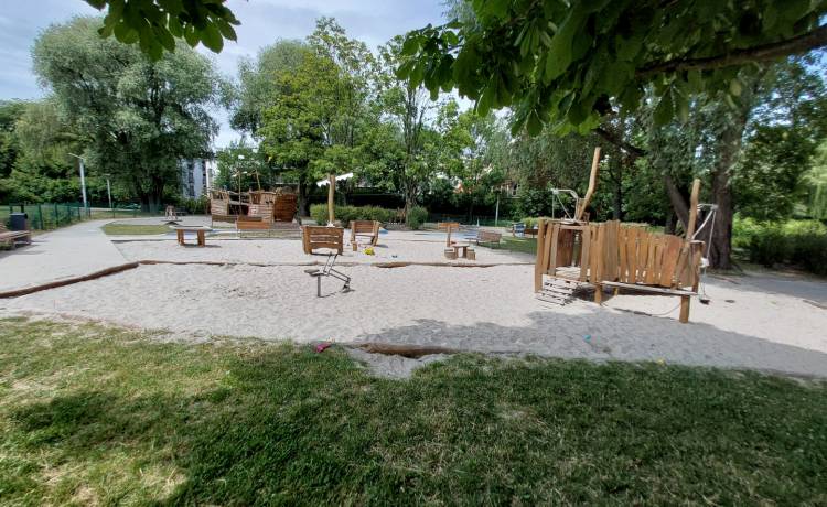 Kopnął dziecko w głowę bo się zezłościł. 37-latek z zarzutami, fot. P. Błaszczyk