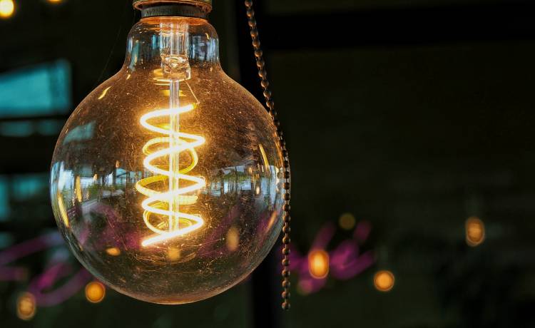 Wsparcie dla najuboższych odbiorców prądu. Projekt na finiszu