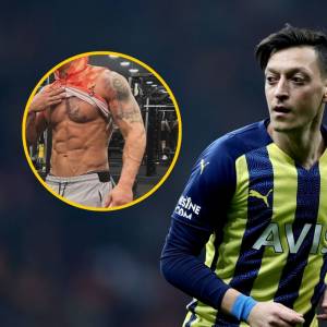 Mesut Oezil rozgrzewa internet! Jego najnowsze zdjęcie to hit!