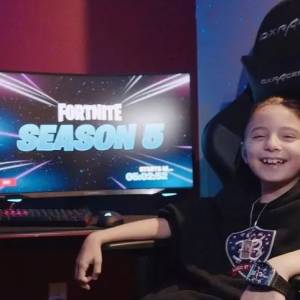 Ma 8 lat i właśnie podpisał kontrakt za 127 tysięcy złotych. Joseph Deen jest jednym z najmłodszych e-sportowców świata