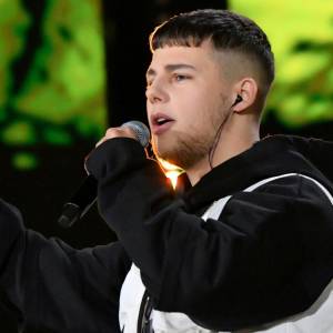 Od rapera do sprzedawcy kiełbasek. Syn Edyty Górniak w nowej pracy