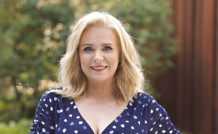 Aneta Zając na zdjęciach z serialowym partnerem. Widzowie "Pierwszej miłości" domagają się jednego! "Kibicuję wam od początku"