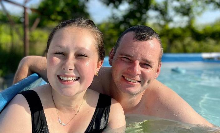 Poznał swoją aktualną żonę na weselu z byłą. Wiemy, jak wyglądał pierwszy taniec Pawła Olejnika ze "ŚOPW"! [WIDEO]