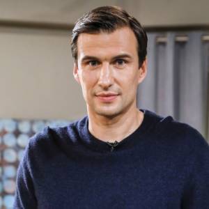 Jarosław Bieniuk w szczerych słowach komentuje film o Annie Przybylskiej: "Nie jest łatwo przeżywać to jeszcze raz"