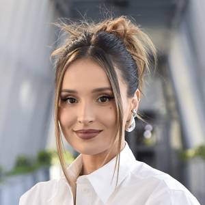 Marina Łuczenko na "ciążowej sesji" foto. Towarzyszyli jej mąż i syn