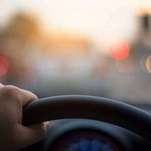 15-latek wiózł matkę do pracy. Kobieta tłumaczyła, że syn prowadzi lepiej od niej 