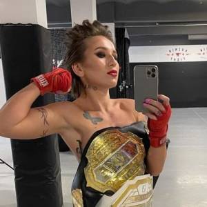 Marta Linkiewicz całkiem nago. Fanom odjęło mowę. W takim wydaniu dotąd jej nie widzieli [FOTO]