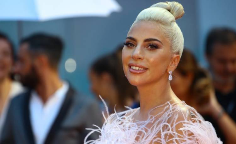 Lady Gaga prywatnie. Wokalistka publikuje kadr w bikini! Jej pupil skradł serca internautów