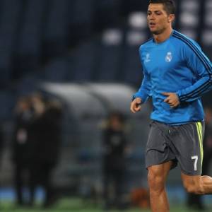 Cristiano Ronaldo wrócił do czasów młodości? Nowa fryzura zaskoczyła fanów!