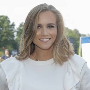 Agnieszka Kaczorowska w stroju kąpielowym. Aktorka zestawiła zdjęcia z wakacji. Różnica widoczna na pierwszy rzut oka! 