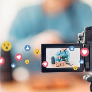 Influencerka latami oszukiwała fanów. Symulowała śmiertelną chorobę, by zdobyć więcej obserwujących   