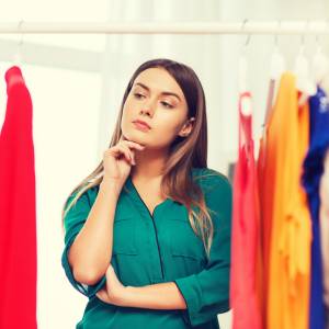 Jaki kolor wybierają osoby z wysokim IQ? Psychologia wskazuje jasno