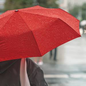 Łapcie za parasole. We wtorek pogoda może dać nam w kość