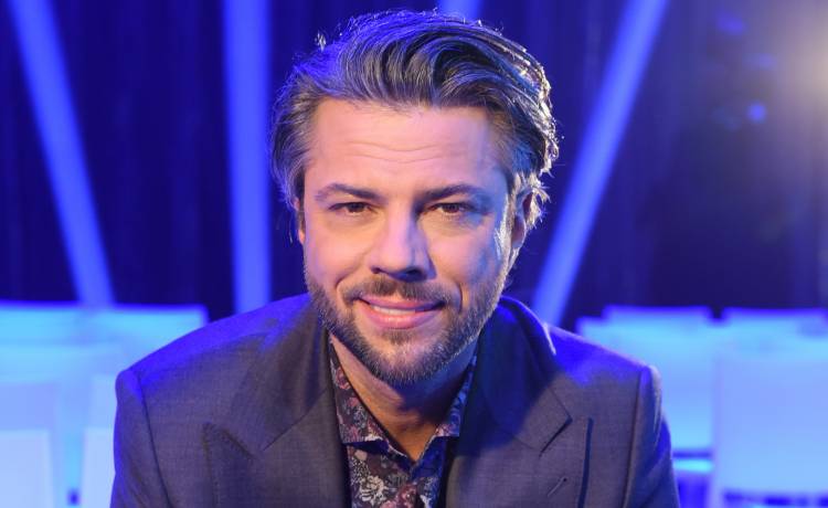 Olivier Janiak nazywa się inaczej. Oto jego prawdziwe imię. Nawet bliscy go nie używają