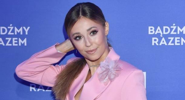 Izabella Krzan pokazała zakrwawioną nogę. Zaniepokojeni fani pytają, co się wydarzyło