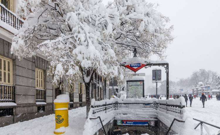 Atak zimy w Madrycie. To największa śnieżyca od 50 lat! [WIDEO]