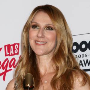 Stan zdrowia Celine Dion pogarsza się. "Ledwo może się poruszać"