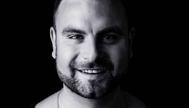 Najnowszy singiel Jacoba A  - „Zagoniony Świat” [WIDEO]