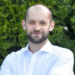 "Rolnik szuka żony". Stanisław w programie oprowadza po ogromnym „pałacu”. Teraz prawda jest zupełnie inna! 