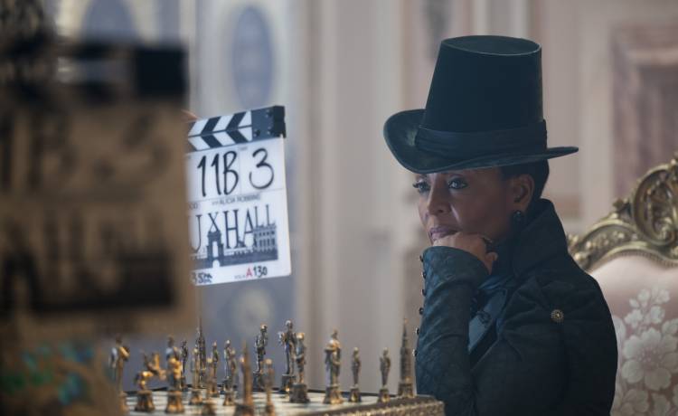 Czy to koniec Lady Danbury u boku królowej? Twórcy „Bridgertonów” wyjaśniają, fot. Netflix