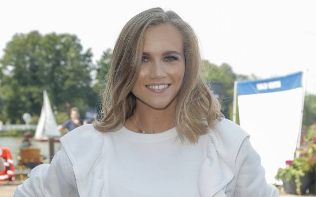 Agnieszka Kaczorowska w stroju kąpielowym. Aktorka zestawiła zdjęcia z wakacji. Różnica widoczna na pierwszy rzut oka! 