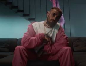 Uczniowie przygotowali dodatkowe nakrycie dla zbłąkanego gościa. Takiej wizyty nie spodziewał się nikt