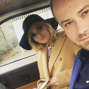 "Ślub od pierwszego wejrzenia". Nowe zdjęcia Anity i Adriana z dziećmi. "Pierwsza sesja w nowym składzie rodzinnym za nami"                                                                          