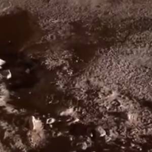 Nagranie z kosmosu? Nie, to fragment "dziurawej" ulicy. Błyskawiczna reakcja władz [WIDEO]