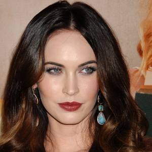 Megan Fox przekroczyła granice? Pozuje prawie naga z chłopakiem. "Po prostu przerażające" [ZDJĘCIA +18]