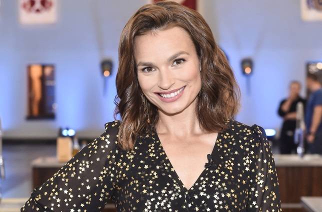 Anna Starmach publikuje pierwsze zdjęcia "z brzuszkiem" i przyznaje: "Wreszcie odzyskuję siły"