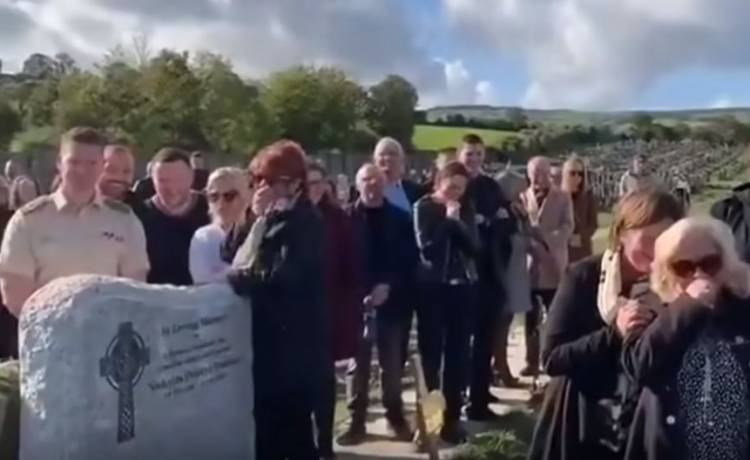 Weteran wojskowy z Irlandii zażartował z żałobników podczas... własnego pogrzebu