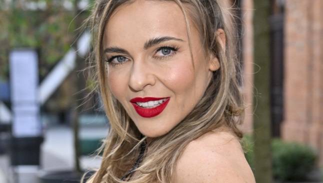 Edyta Herbuś zrzuciła ubrania i dała się sfotografować. Tancerka pokazała efekt zmysłowej sesji foto 