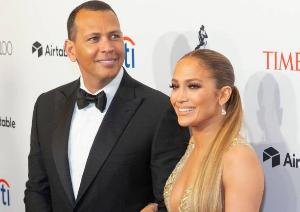  Jennifer Lopez pokazała zdjęcia z momentu zaręczyn: Piosenkarka wyglądała zjawiskowo!                                