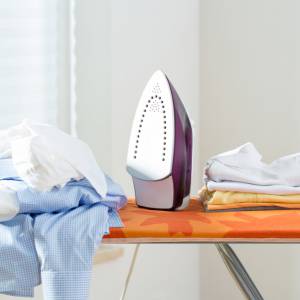 Jak odkamienić żelazko w 15 minut? Proste triki, które musisz znać!