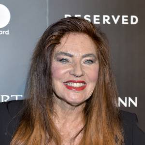 Otulona satynowym materiałem Agnieszka Fitkau-Perepeczko kusi niczym anielica [FOTO]