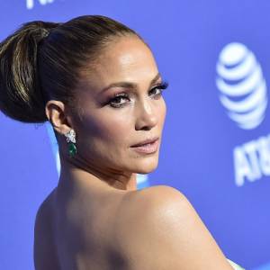 Jennifer Lopez świętowała 52. urodziny w Saint-Tropez. Pocałunkom Bena Afflecka nie było końca! [WIDEO, ZDJĘCIA]