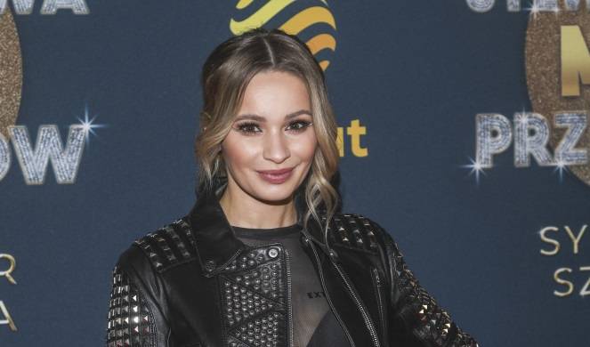 Ewelina Lisowska na gorących kadrach z urlopu. Tak relaksowała się w basenie! "Wyglądasz bosko" - komentują internauci 