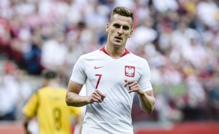 Ukochana Milika w skąpej bieliźnie i biżuterii. 27-letnia modelka sporo odsłania! "Ideał" [FOTO]