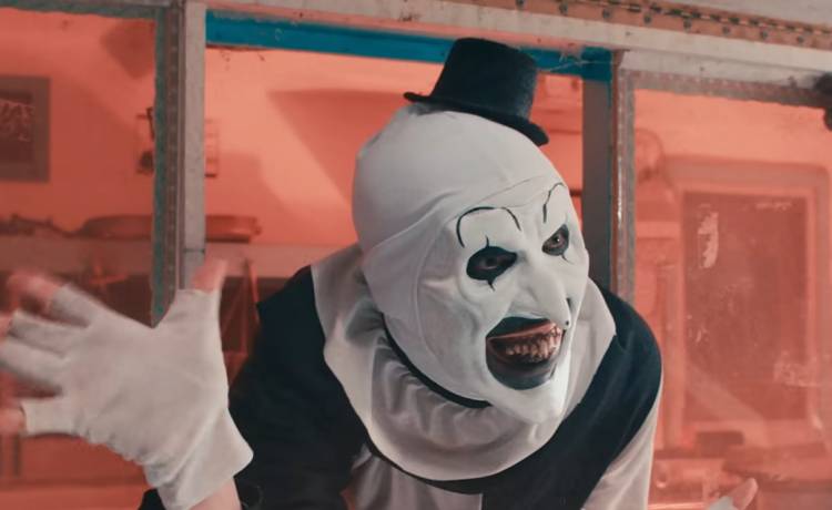 "Terrifier 2" będzie pionierem przerażających filmów? Widzowie nie mogą wytrzymać w salach kinowych!