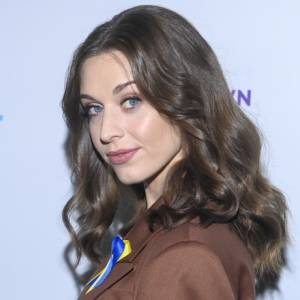 Julia Kamińska już tak nie wygląda! Gwiazda "BrzydUli 2" zaszalała z fryzurą [ZDJĘCIA]