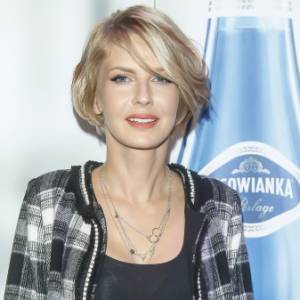 Edyta Pazura odsłania ciało. Żona aktora zrzuciła ubrania na rajskiej wyspie! [FOTO]