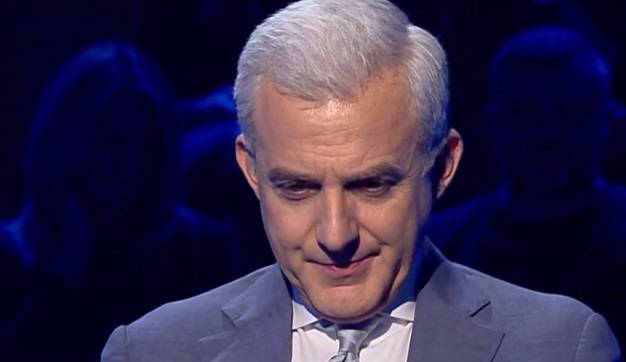 Gdzie znajduje się Rów Mariański? Siedziba prezydenta - dawny pałac Radziwiłłów - to? 