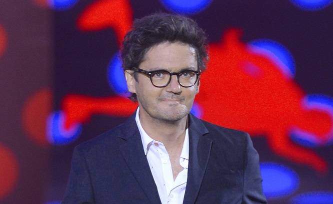 Kuba Wojewódzki z wózkiem na antenie. Pokazał dziecko w swoim programie